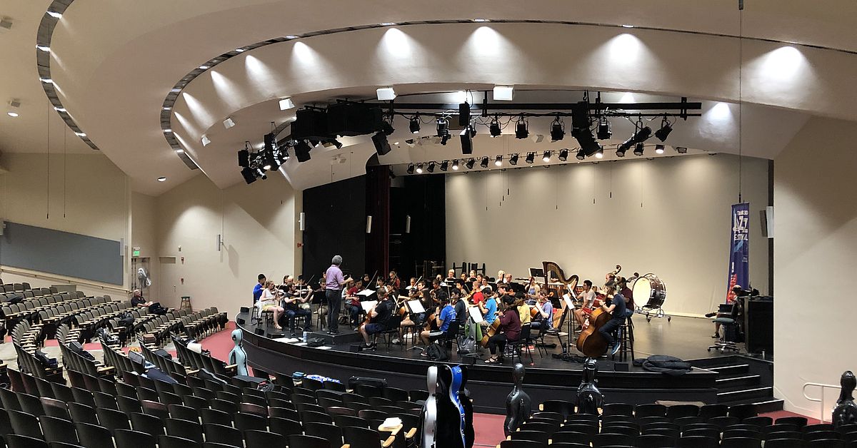 d&b Soundscape revolutionizes Stanford’s performance hall d&b